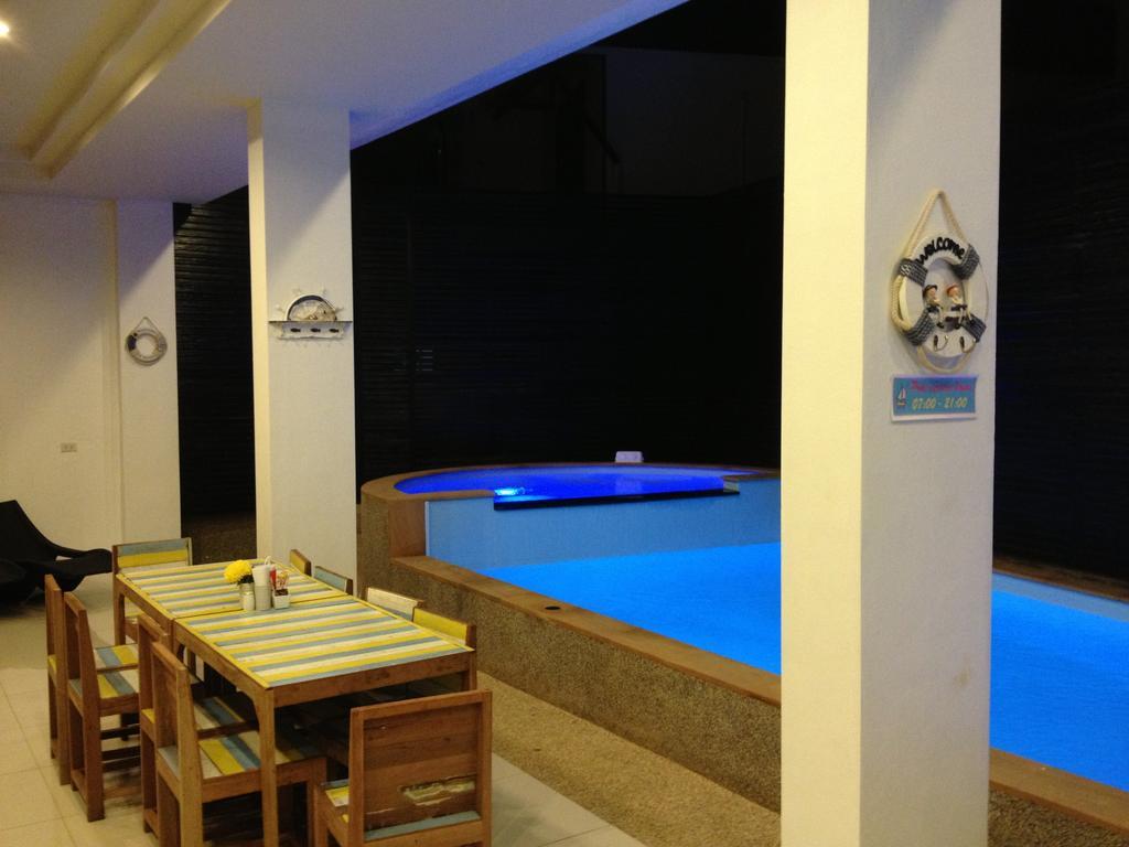 The Silk Hill Hotel Patong Bagian luar foto
