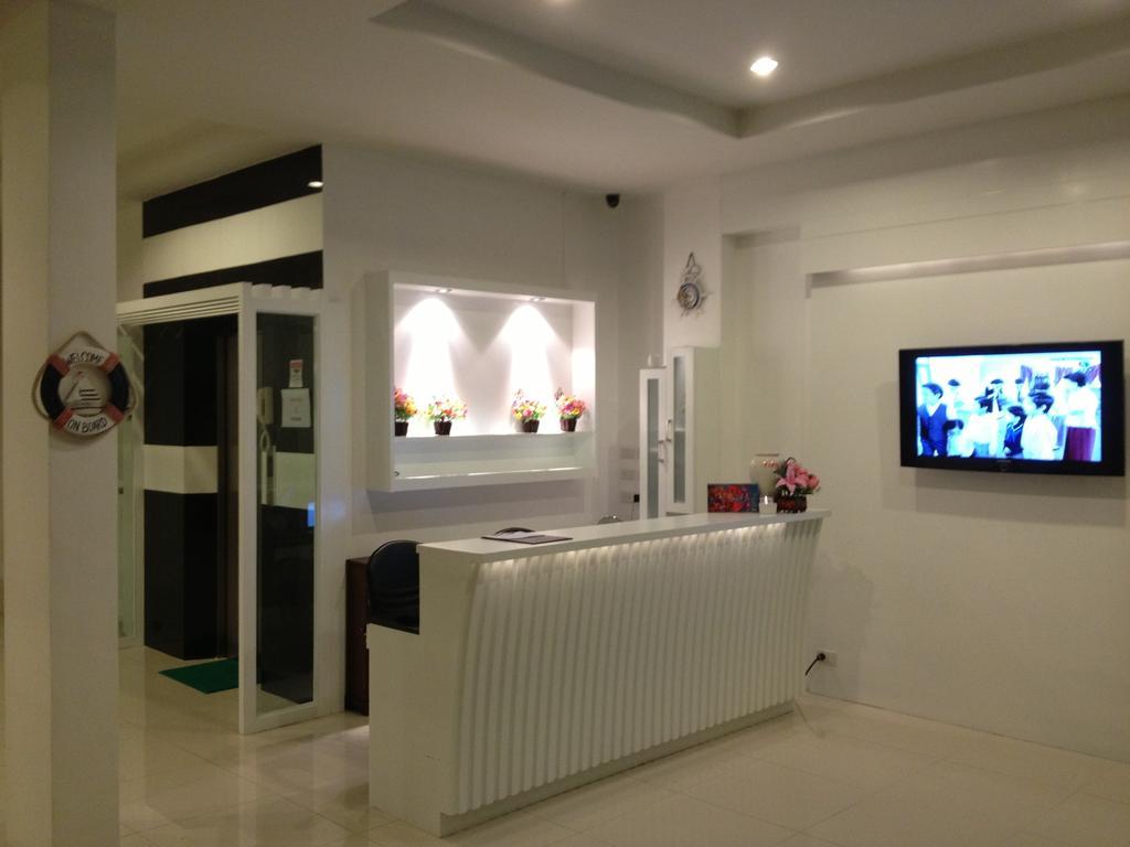 The Silk Hill Hotel Patong Bagian luar foto