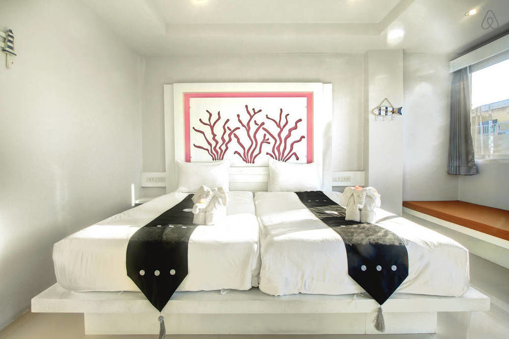 The Silk Hill Hotel Patong Bagian luar foto