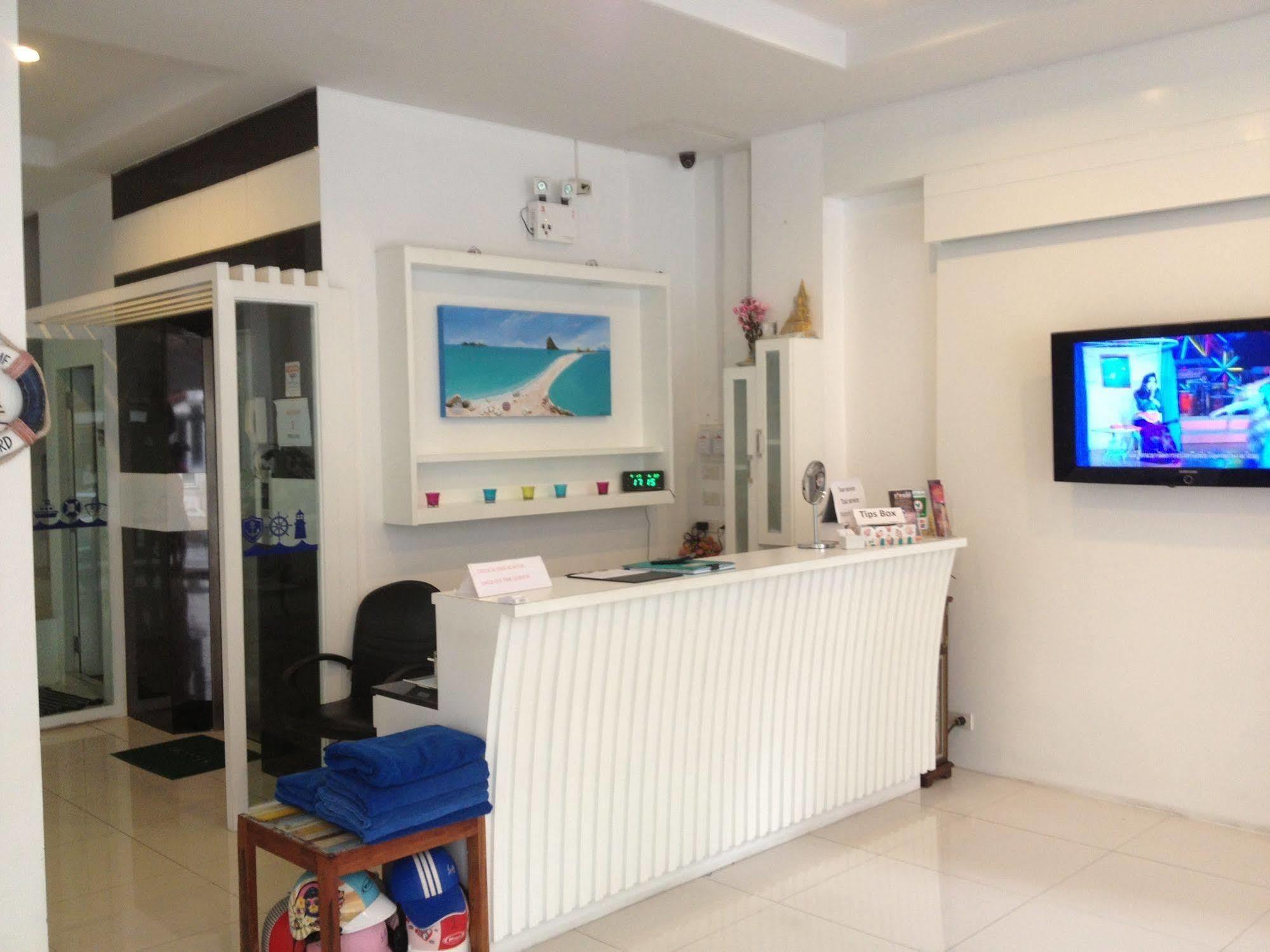 The Silk Hill Hotel Patong Bagian luar foto